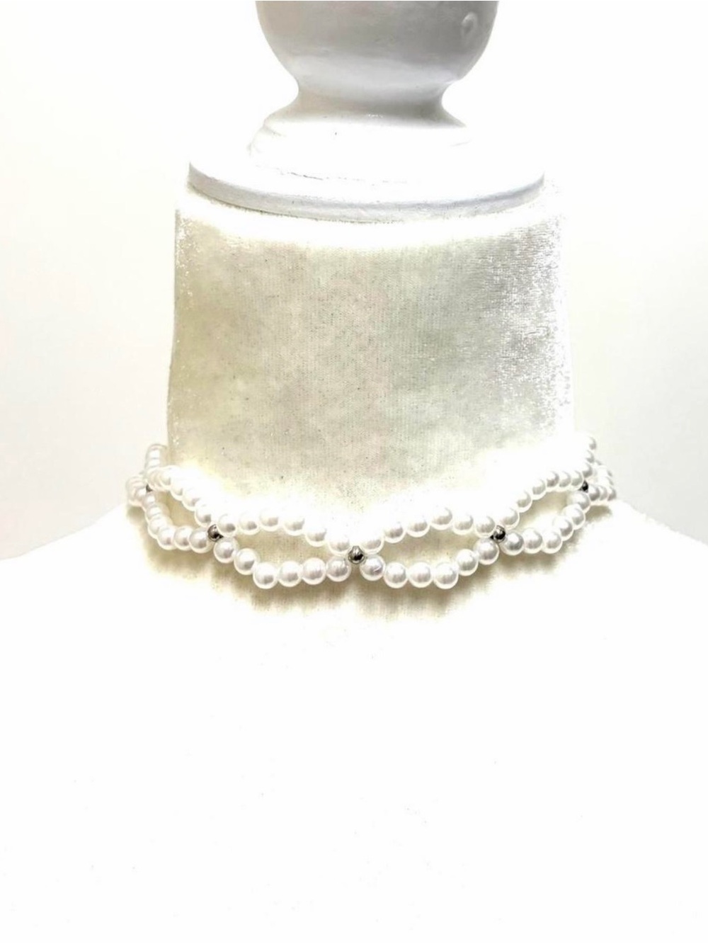 Delicate White Pearl Choker Necklace with Silver Accents